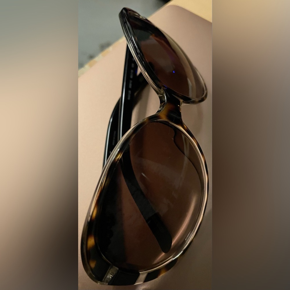 Ralph Lauren Women's Tortoise Shell Sunglasses RA5126 959/13 60-15 125
3N - Picture 3 of 6